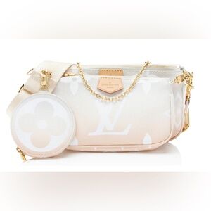 NEW - Louis Vuitton Giant Monogram Canvas By The Pool Multi-Pochette Accessoires